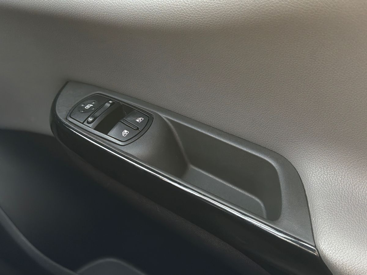 Used Vauxhall Corsa 2015 for sale - 77588559: Photo 20