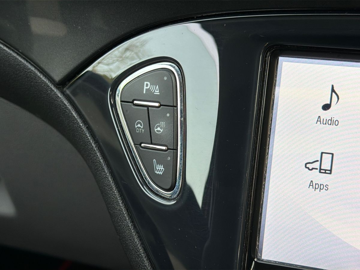 Used Vauxhall Corsa 2015 for sale - 77588559: Photo 25