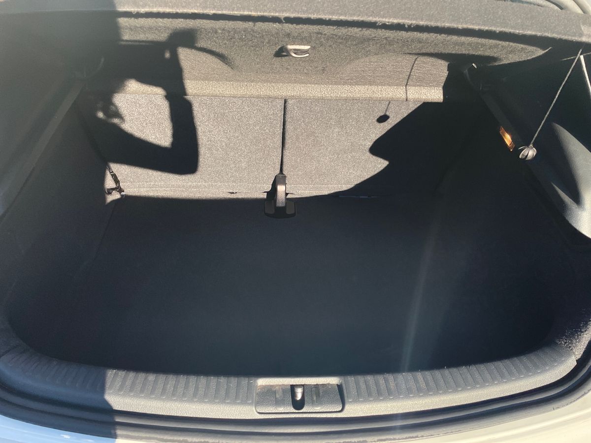 Used Volkswagen Scirocco 2013 for sale - 78117693: Photo 12