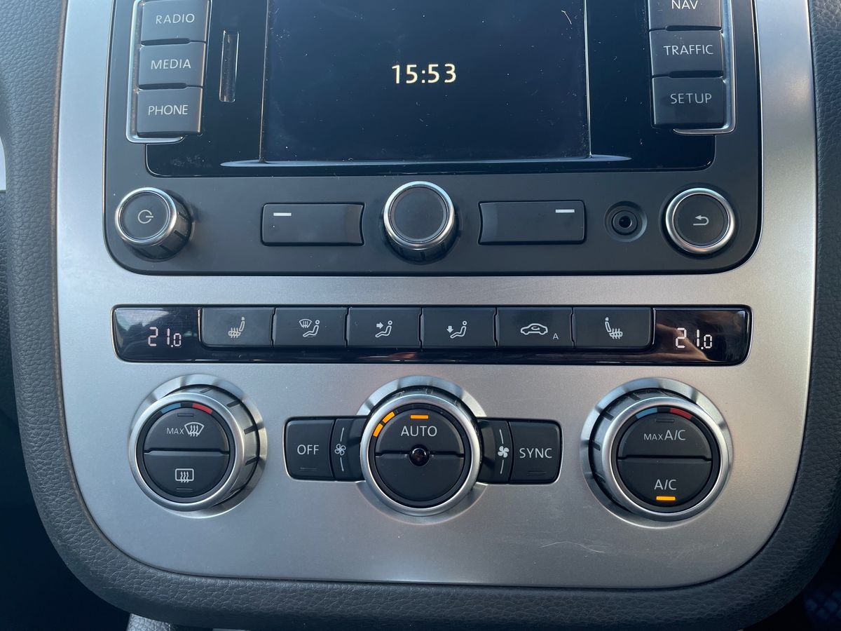 Used Volkswagen Scirocco 2013 for sale - 78117693: Photo 18