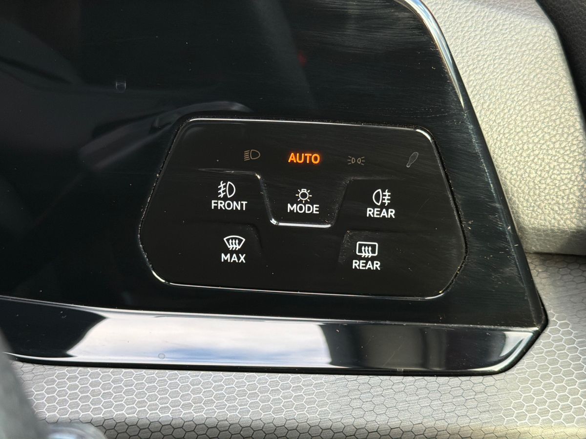 Used Volkswagen Golf 2021 for sale - 78041979: Photo 29