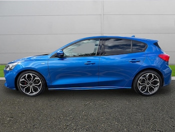 Used Ford Focus 2018 for sale - 78022329: Photo