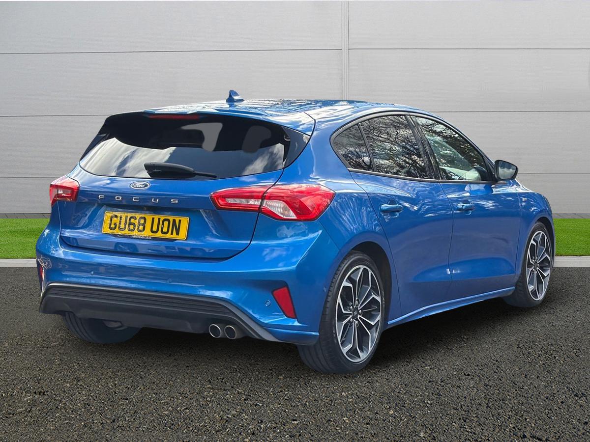 Used Ford Focus 2018 for sale - 78022329: Photo 7