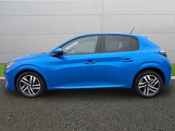 Used Peugeot 208 2021 for sale - 78102908: Photo