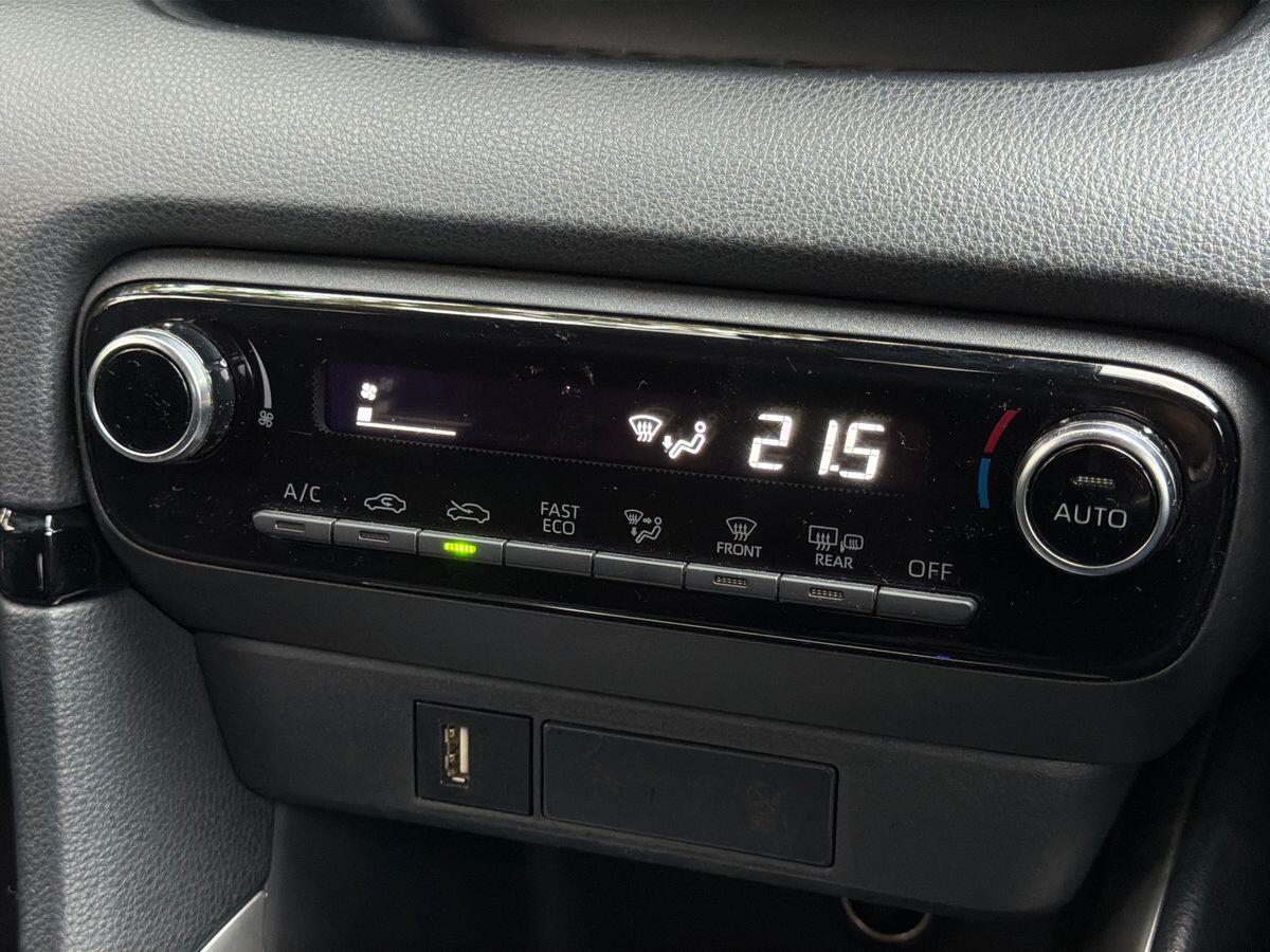 Used Toyota Yaris for sale - 76728312: Photo 18