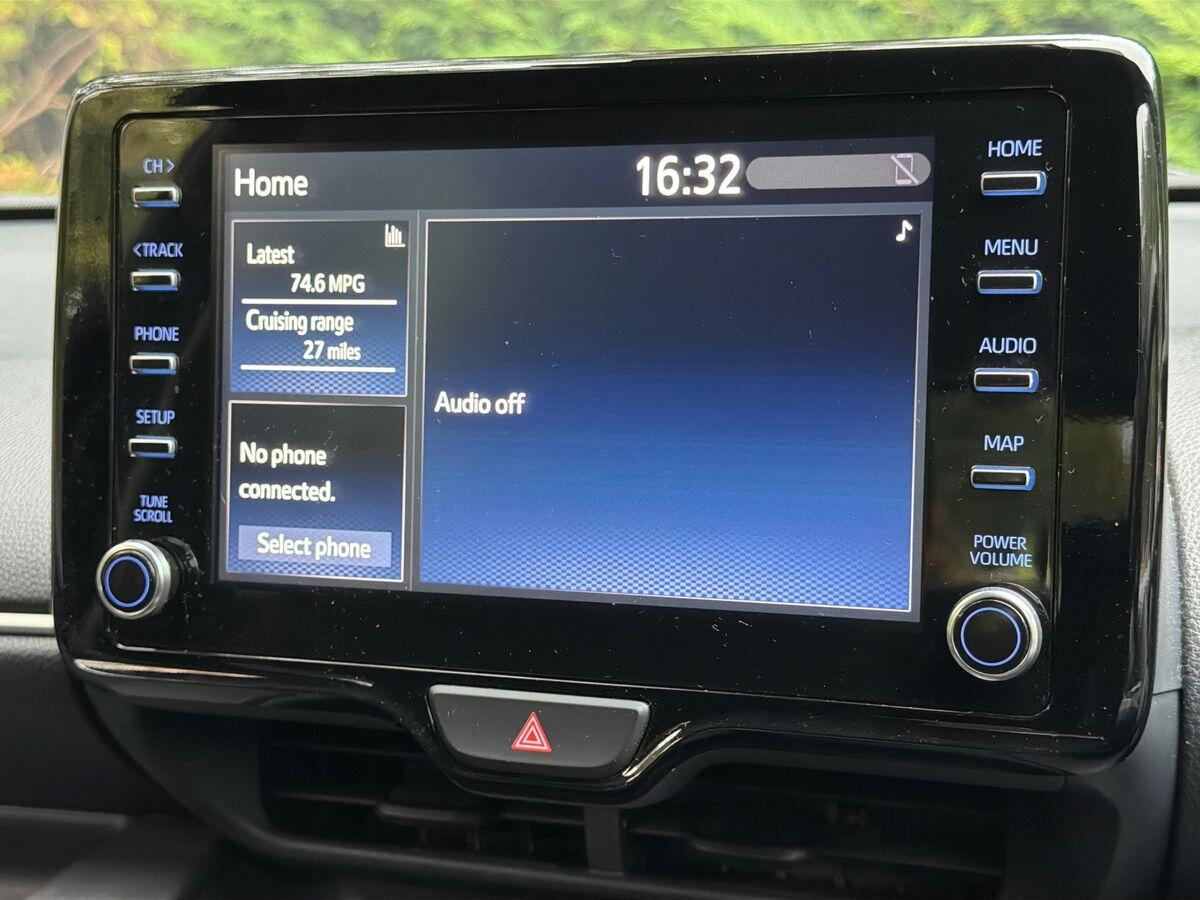 Used Toyota Yaris for sale - 76728312: Photo 23