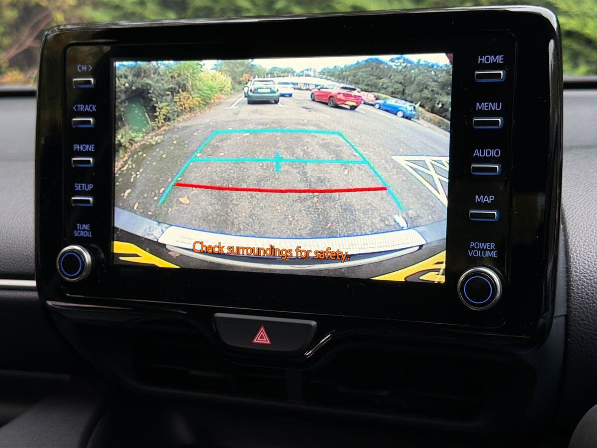 Used Toyota Yaris for sale - 76728312: Photo 24