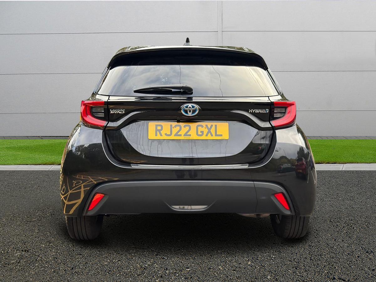 Used Toyota Yaris for sale - 76728312: Photo 6