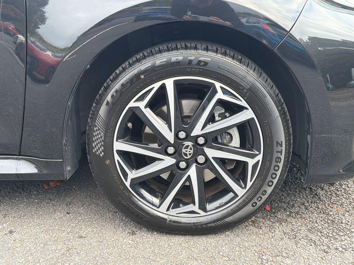 Used Toyota Yaris for sale - 76728312: Photo 9