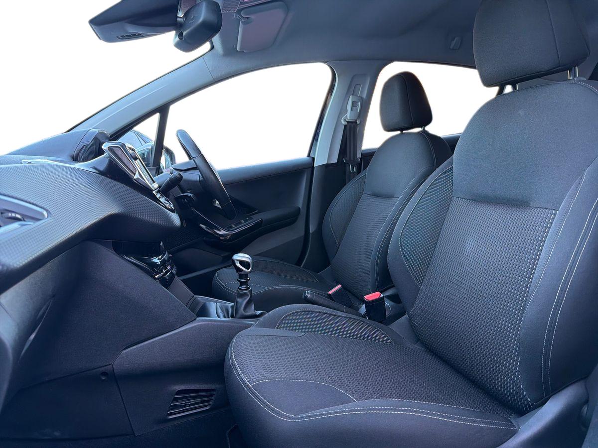 Used Peugeot 208 2018 for sale - 77010316: Photo 10