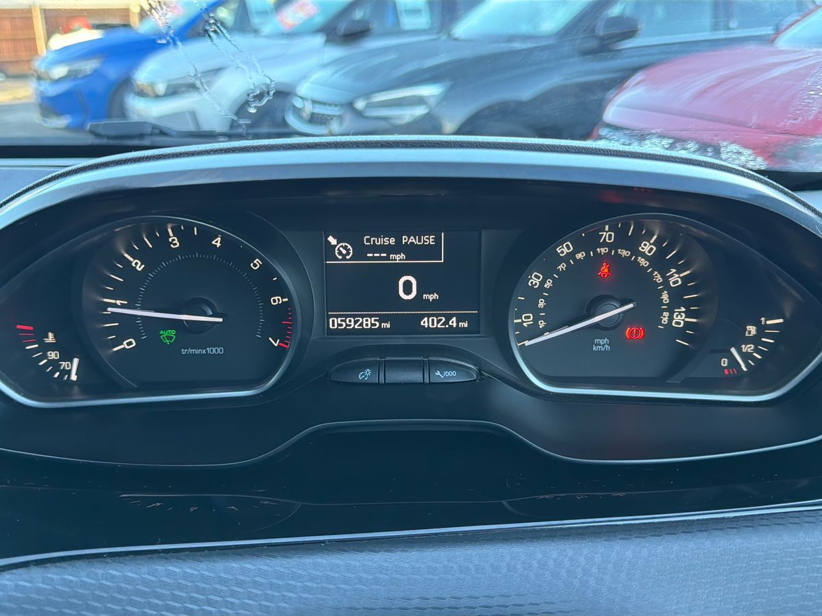 Used Peugeot 208 2018 for sale - 77010316: Photo 14