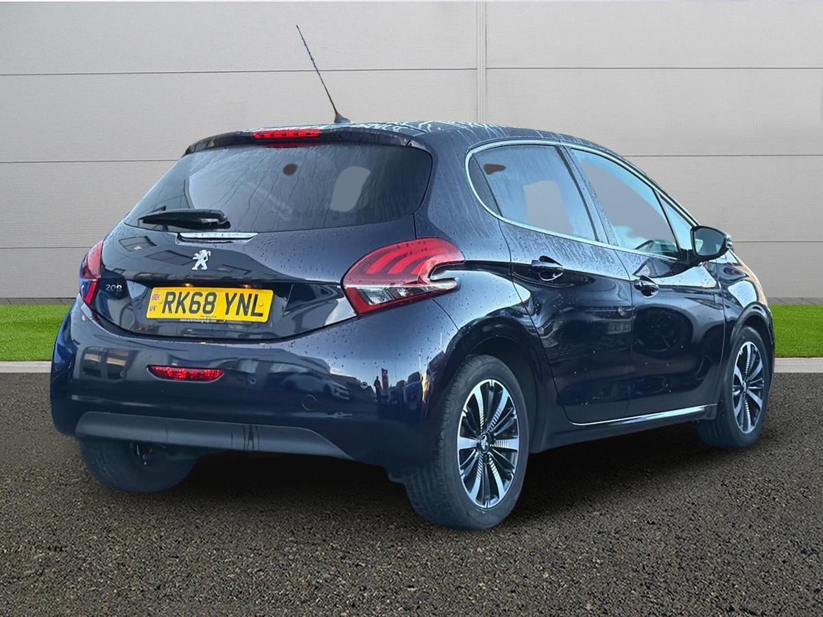 Used Peugeot 208 2018 for sale - 77010316: Photo 7