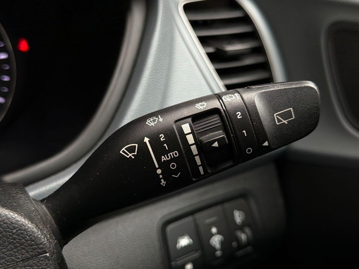 Used Hyundai i20 2017 for sale - 76730905: Photo 24