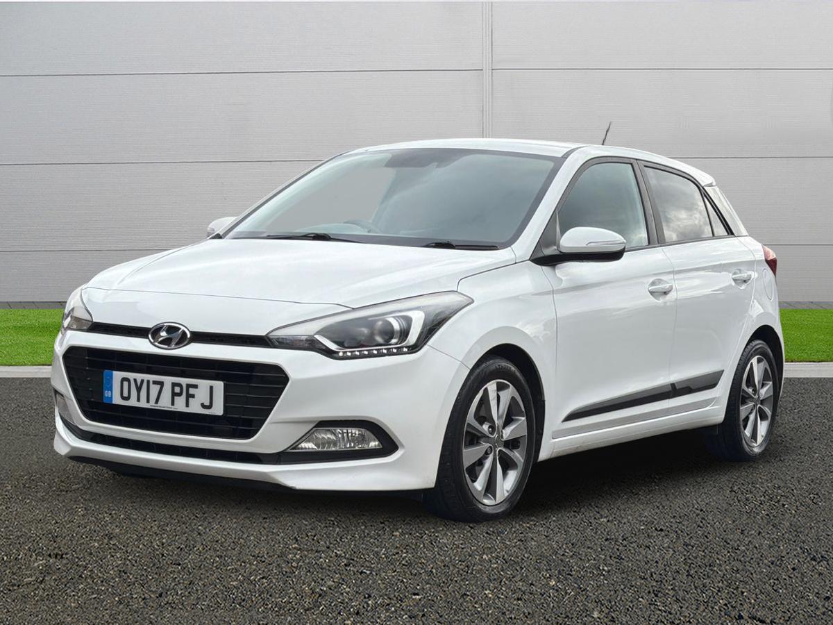 Used Hyundai i20 2017 for sale - 76730905: Photo 3