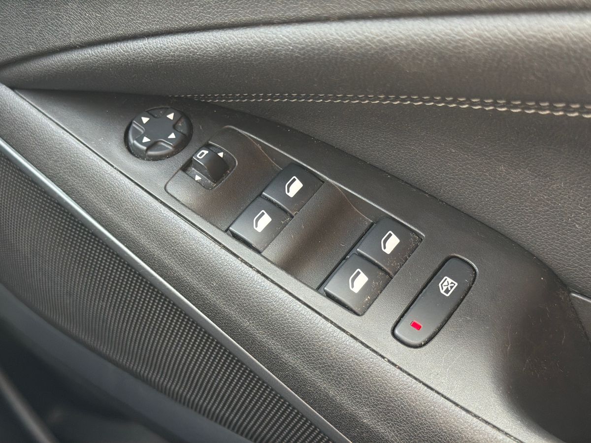 Used Vauxhall Crossland 2021 for sale - 77995099: Photo 20