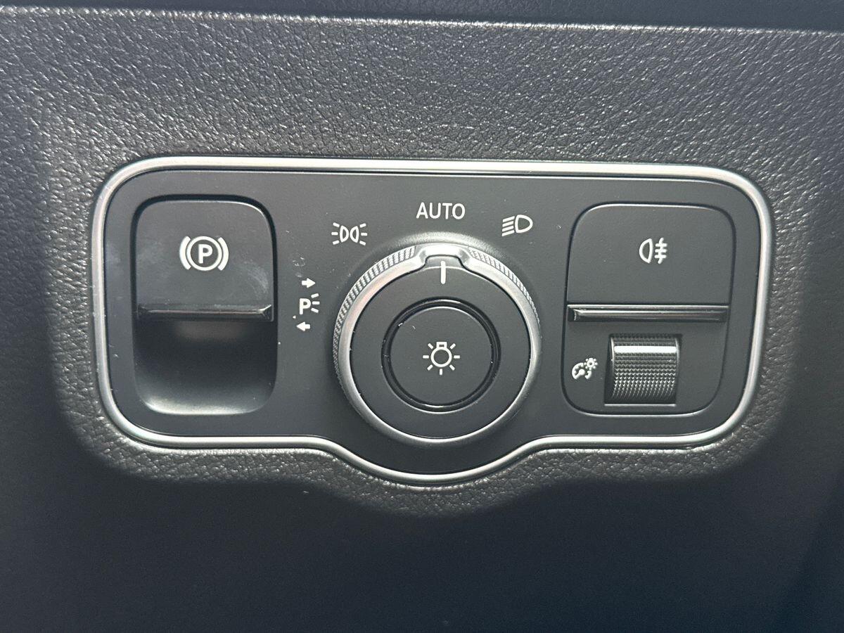 Used Mercedes-Benz GLB for sale - 76728767: Photo 24