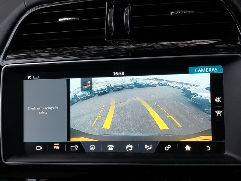 Used Jaguar F-Pace 2016 for sale - 76414404: Photo 10