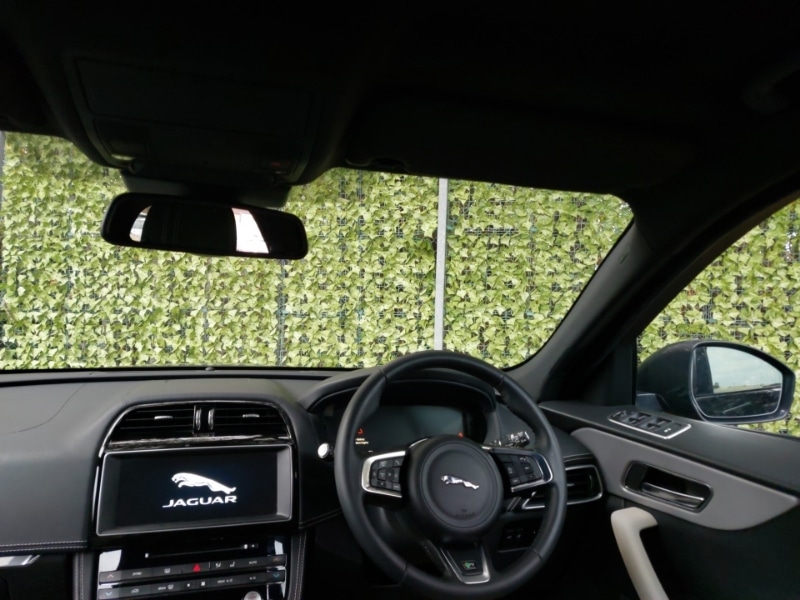 Used Jaguar F-Pace 2016 for sale - 76414404: Photo 2