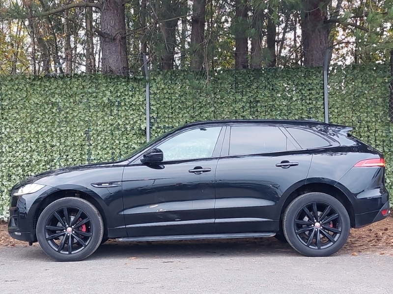 Used Jaguar F-Pace 2016 for sale - 76414404: Photo 4