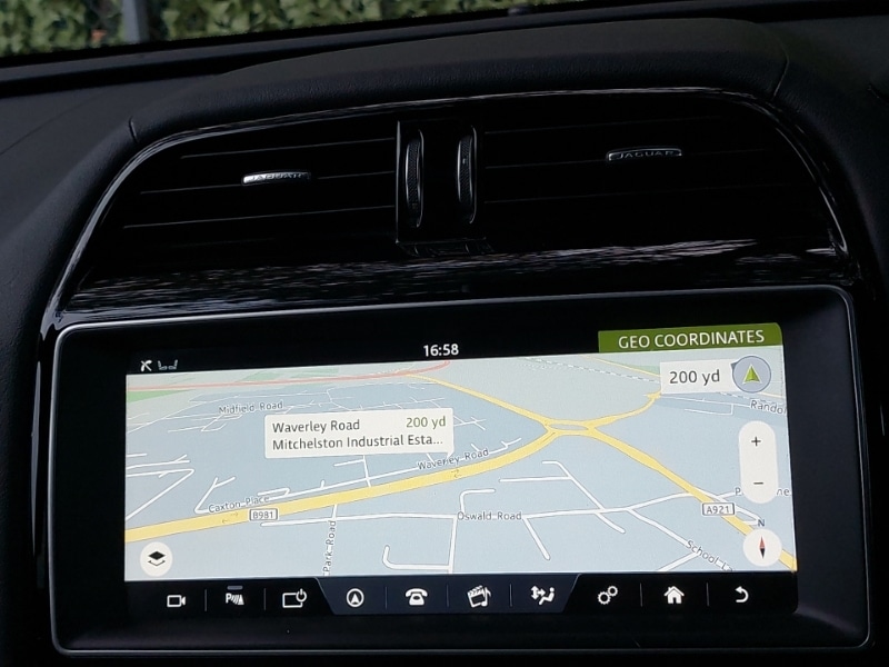 Used Jaguar F-Pace 2016 for sale - 76414404: Photo 7