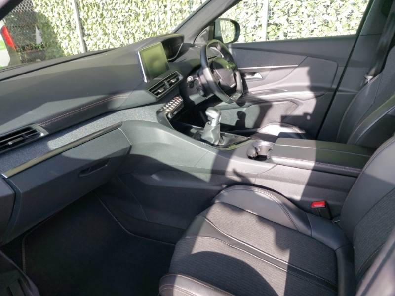 Used Peugeot 3008 2018 for sale - 77035047: Photo 5