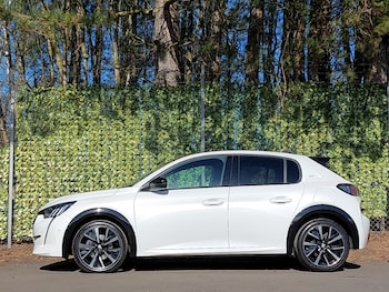 Used Peugeot 208 2022 for sale - 77832607: Photo