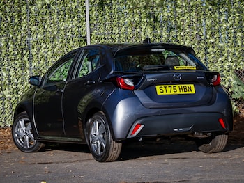 Used Mazda Mazda2 HYBRID 2025 for sale - 76354797: Photo