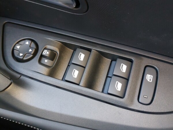 Used Peugeot 2008 2025 for sale - 74647578: Photo 17