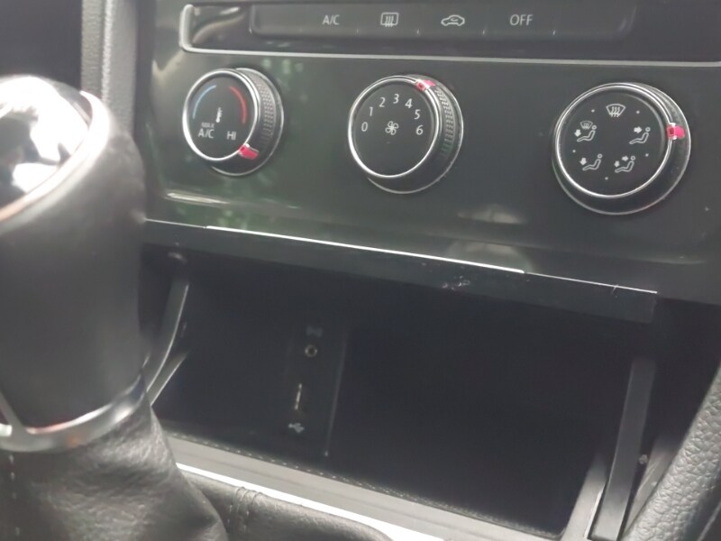 Used Volkswagen Golf 2019 for sale - 77299941: Photo 19