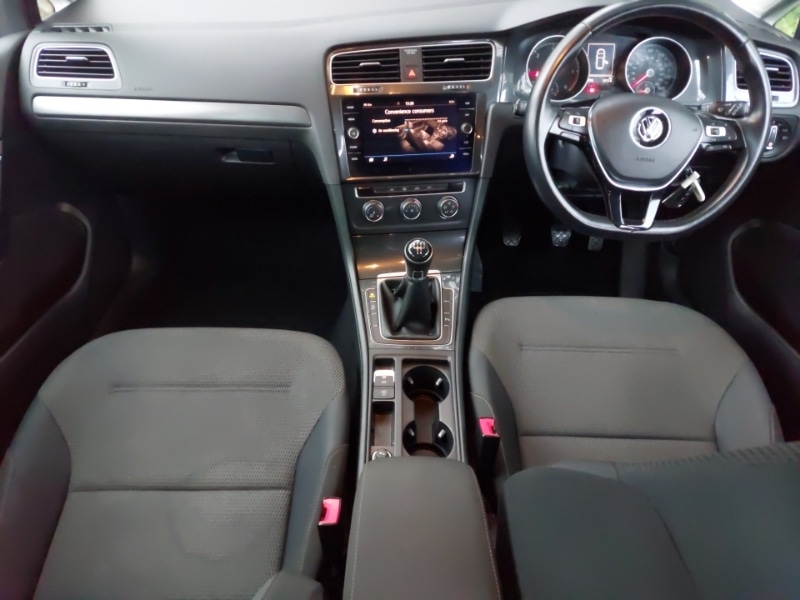 Used Volkswagen Golf 2019 for sale - 77299941: Photo 2