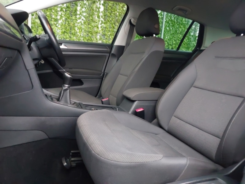 Used Volkswagen Golf 2019 for sale - 77299941: Photo 5