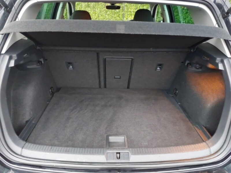 Used Volkswagen Golf 2019 for sale - 77299941: Photo 8