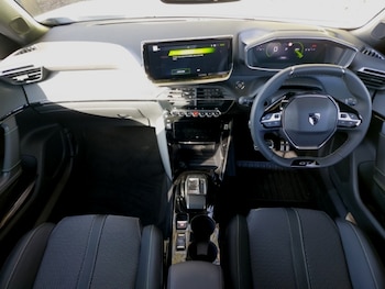 Used Peugeot 2008 2026 for sale - 77761362: Photo