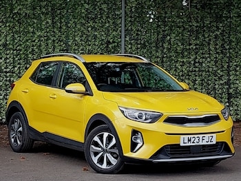 Used Kia Stonic 2023 for sale - 78594947: Photo