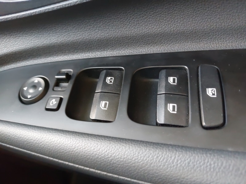 Used Hyundai i20 2023 for sale - 76397434: Photo 12