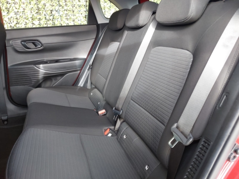 Used Hyundai i20 2023 for sale - 76397434: Photo 6