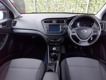 Used Hyundai i20 2020 for sale - 76889461: Photo