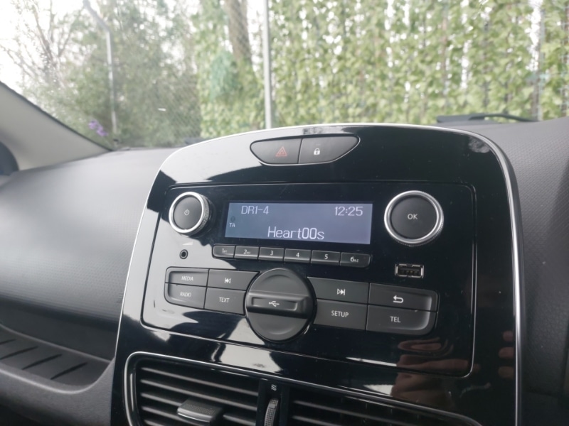 Used Renault Clio 2018 for sale - 77392923: Photo 10