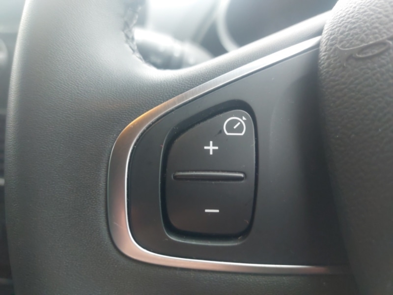 Used Renault Clio 2018 for sale - 77392923: Photo 14