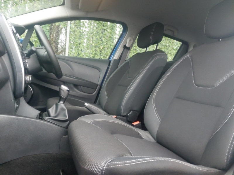 Used Renault Clio 2018 for sale - 77392923: Photo 5