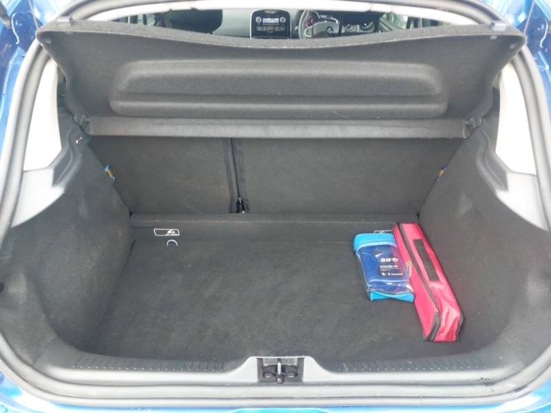 Used Renault Clio 2018 for sale - 77392923: Photo 8