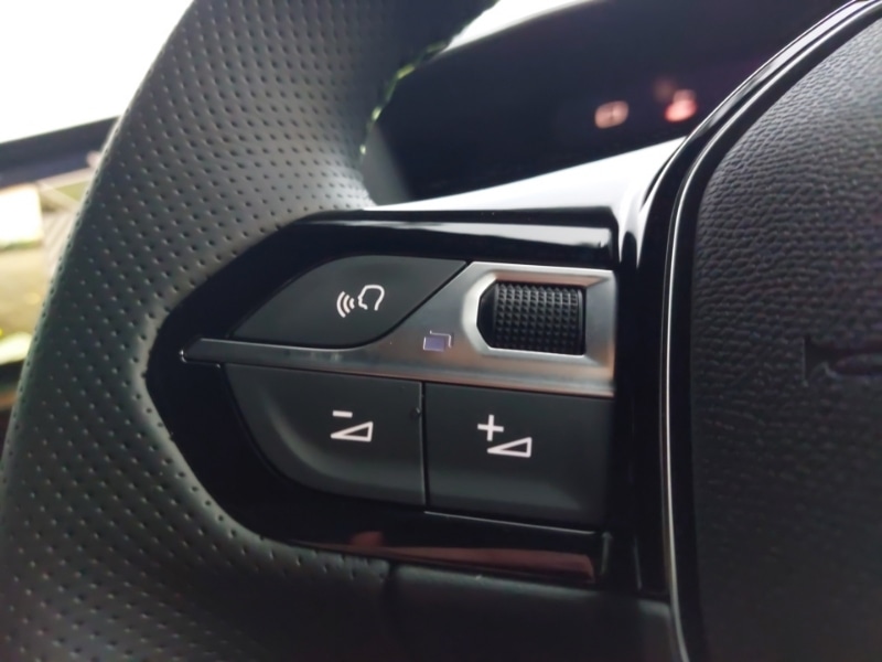 Used Peugeot 2008 2025 for sale - 76687789: Photo 15