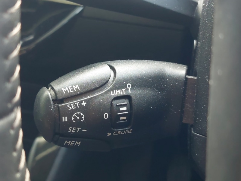 Used Peugeot 2008 2021 for sale - 76135212: Photo 17