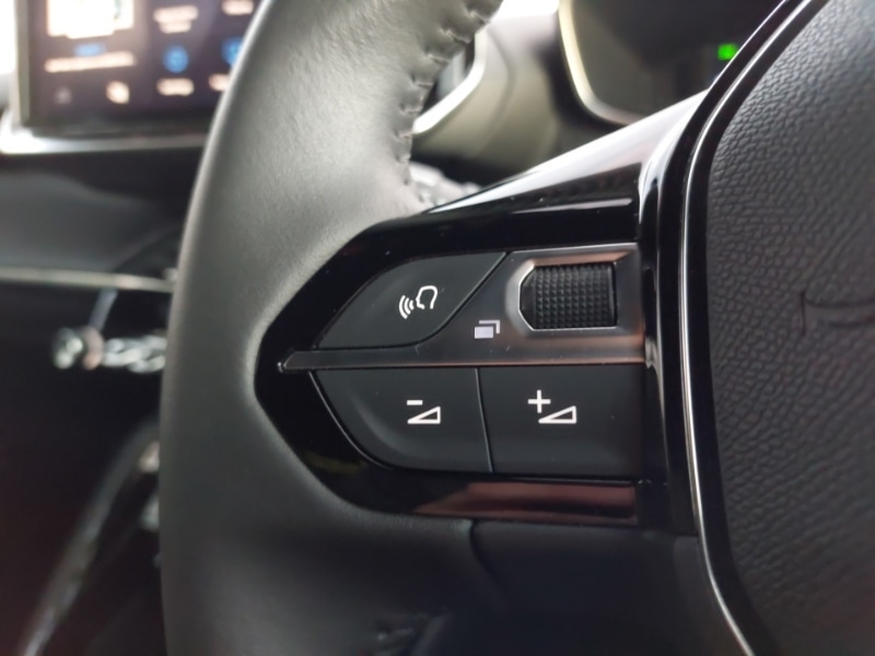 Used Peugeot 2008 2024 for sale - 76925217: Photo 15