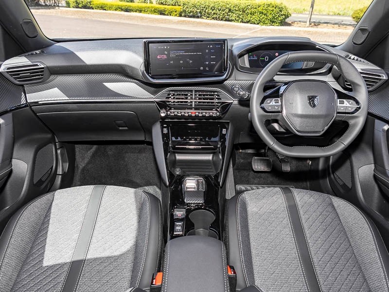 Used Peugeot 2008 2025 for sale - 76308979: Photo 2