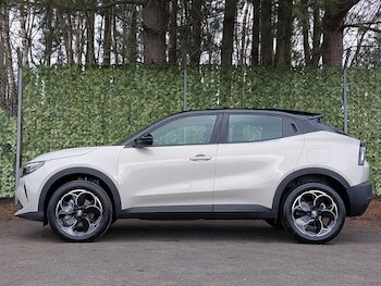 Used Alfa Romeo Junior 2025 for sale - 77694984: Photo