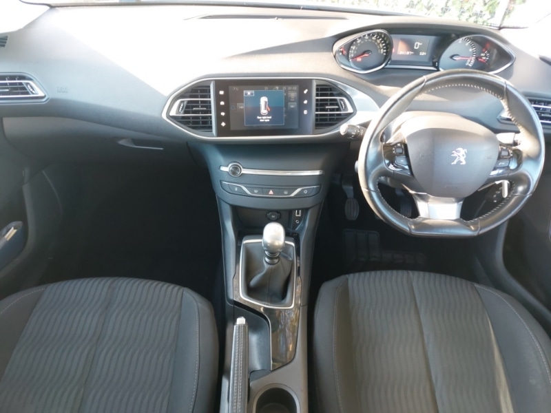 Used Peugeot 308 2017 for sale - 78156060: Photo 2