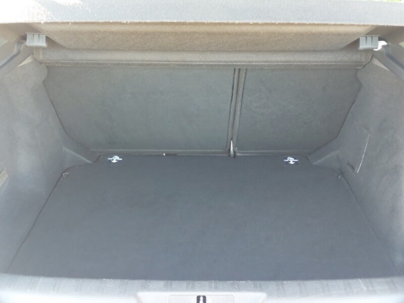 Used Peugeot 308 2017 for sale - 78156060: Photo 8