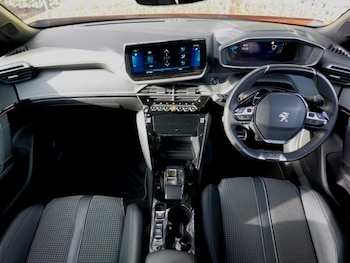 Used Peugeot 2008 2023 for sale - 78327123: Photo