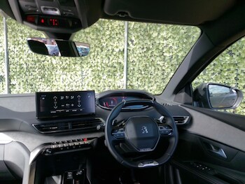 Used Peugeot 5008 2024 for sale - 76537237: Photo